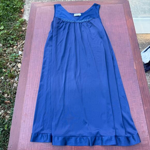Vanity Fair Nightgown Women's Medium Navy Blue Vintage - Picture 6 of 7